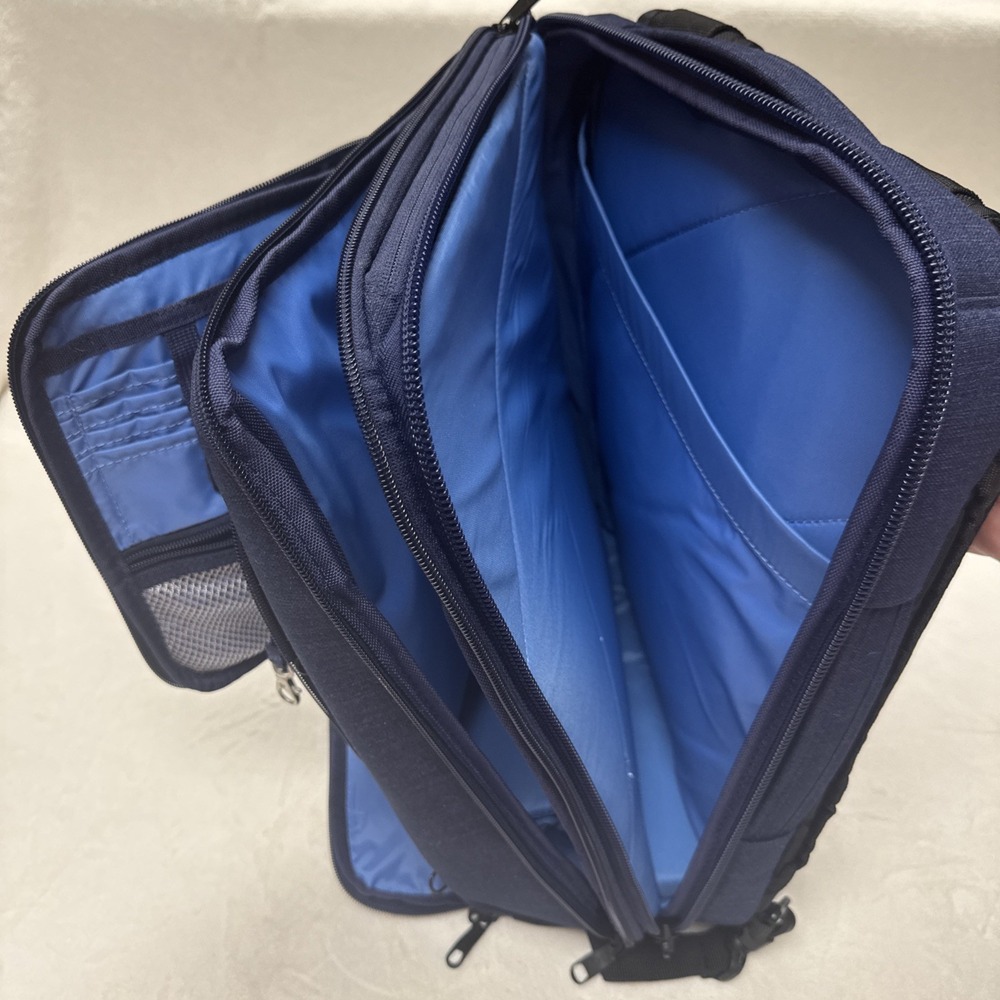 eBags Professional‎ Slim Laptop Backpack EB2146‑16 Durable Travel Work Bag - Picture 5 of 6